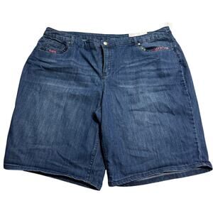NWT CJ Banks Classic Fit Jean Shorts Womens Plus Size 24W Blue 11"Inseam Stretch